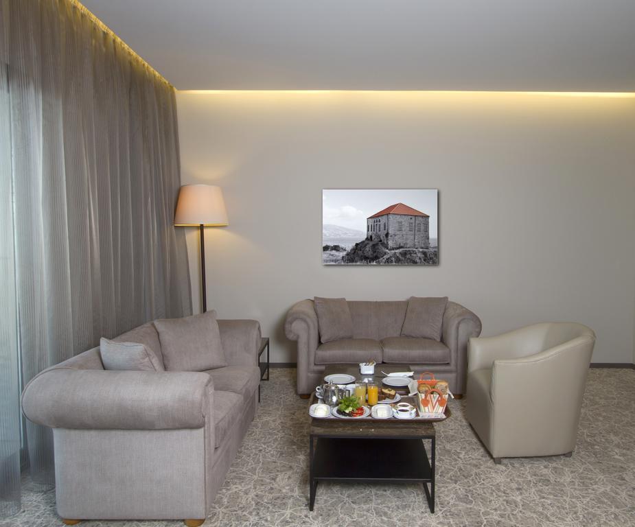 Promenade Hotel Zalqa Exteriör bild