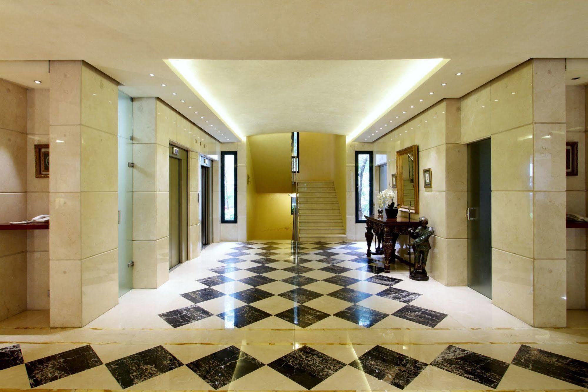 Promenade Hotel Zalqa Exteriör bild